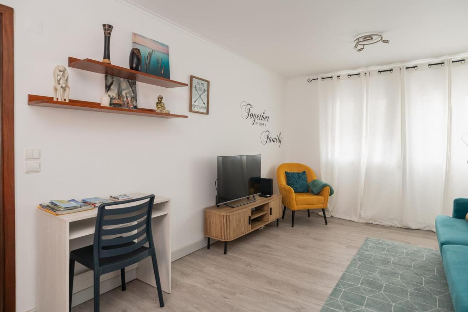 Family Friendly Azorean Apartment Ponta Delgada  Exterior photo